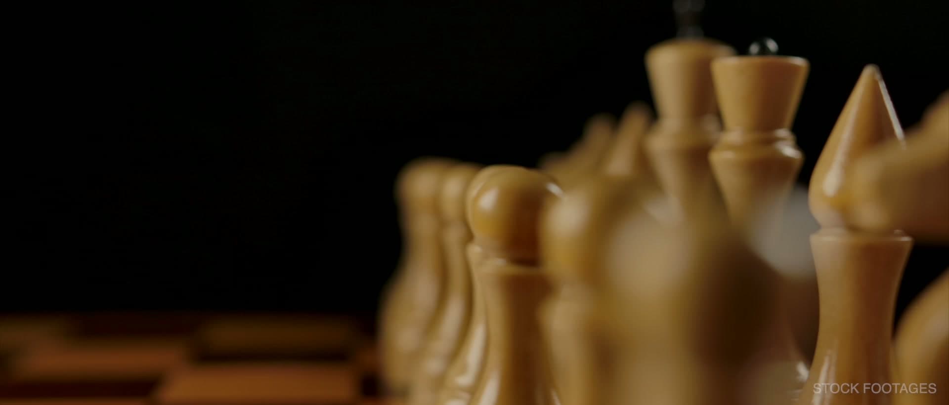 Кадр свадебного фильма Highway Films — вечерний банкет